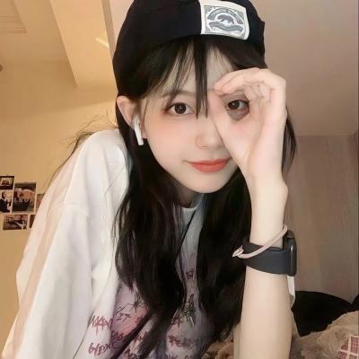 黑衣女子的香气